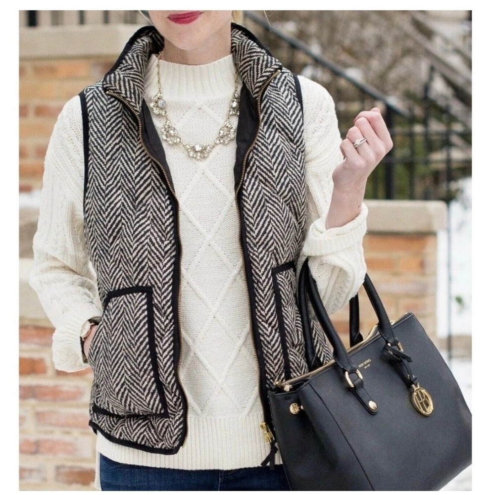 J. Crew Excursion Puffer Down Vest Medium Black Cream Herringbone Quilted NWT